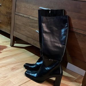 Vintage Donald J Pliner leather boots. Made in Italy, never worn